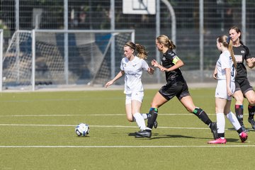 Bild 17 - wBJ Alstertal-Langenhorn - SV Henstedt-Ulzburg : Ergebnis: 4:1